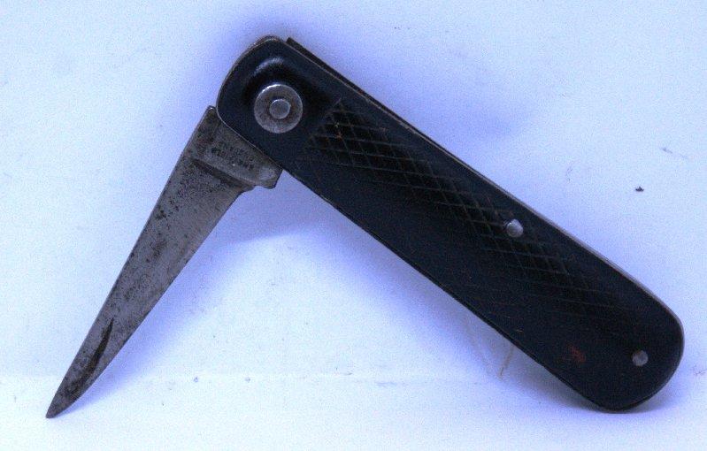 British Army Pocket Knife