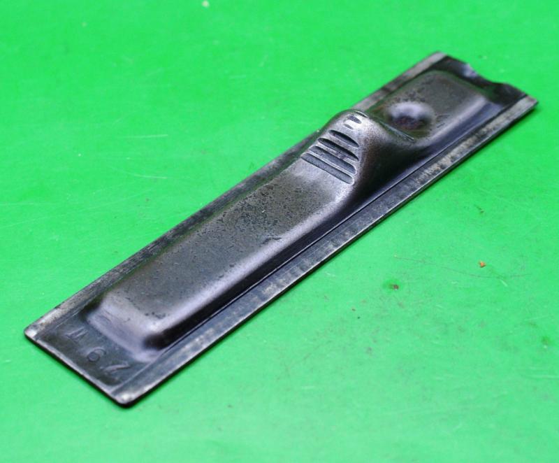 Bren Mk2 Magazine Well Cover